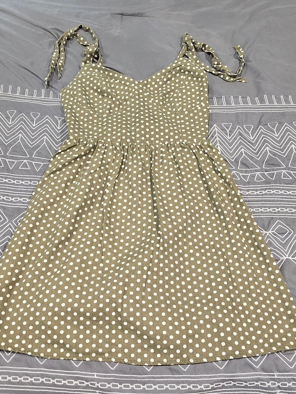 Dizzy Lizzy Marleigh Polka Dot Tie Sleeve Dress Size Medium